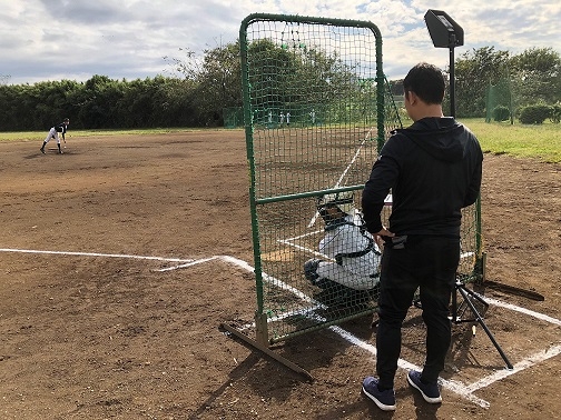 ラプソードで投球をチェック！