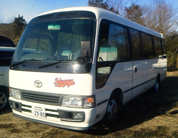 チーム専用バス・用具車所有