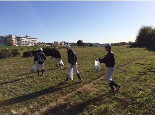 定例奉仕活動（河川清掃）